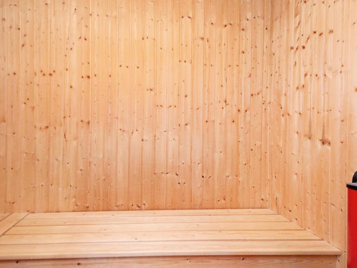 6 Person Holiday Home In Bl Vand Blåvand Esterno foto