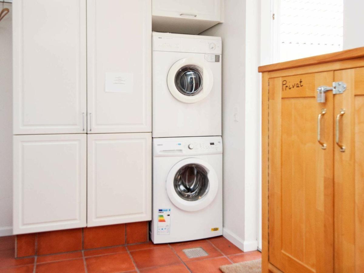 6 Person Holiday Home In Bl Vand Blåvand Esterno foto