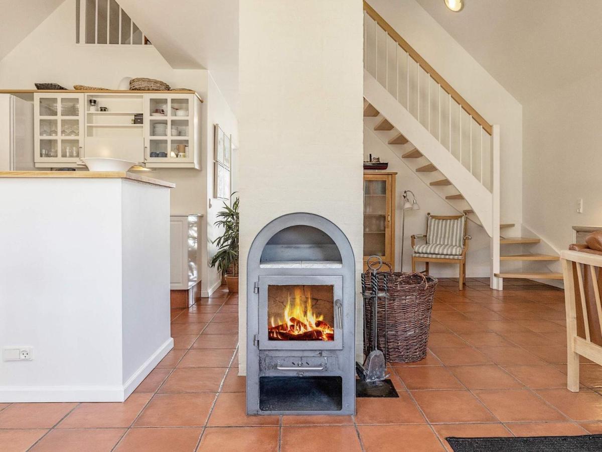 6 Person Holiday Home In Bl Vand Blåvand Esterno foto