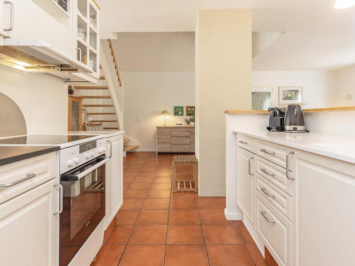 6 Person Holiday Home In Bl Vand Blåvand Esterno foto