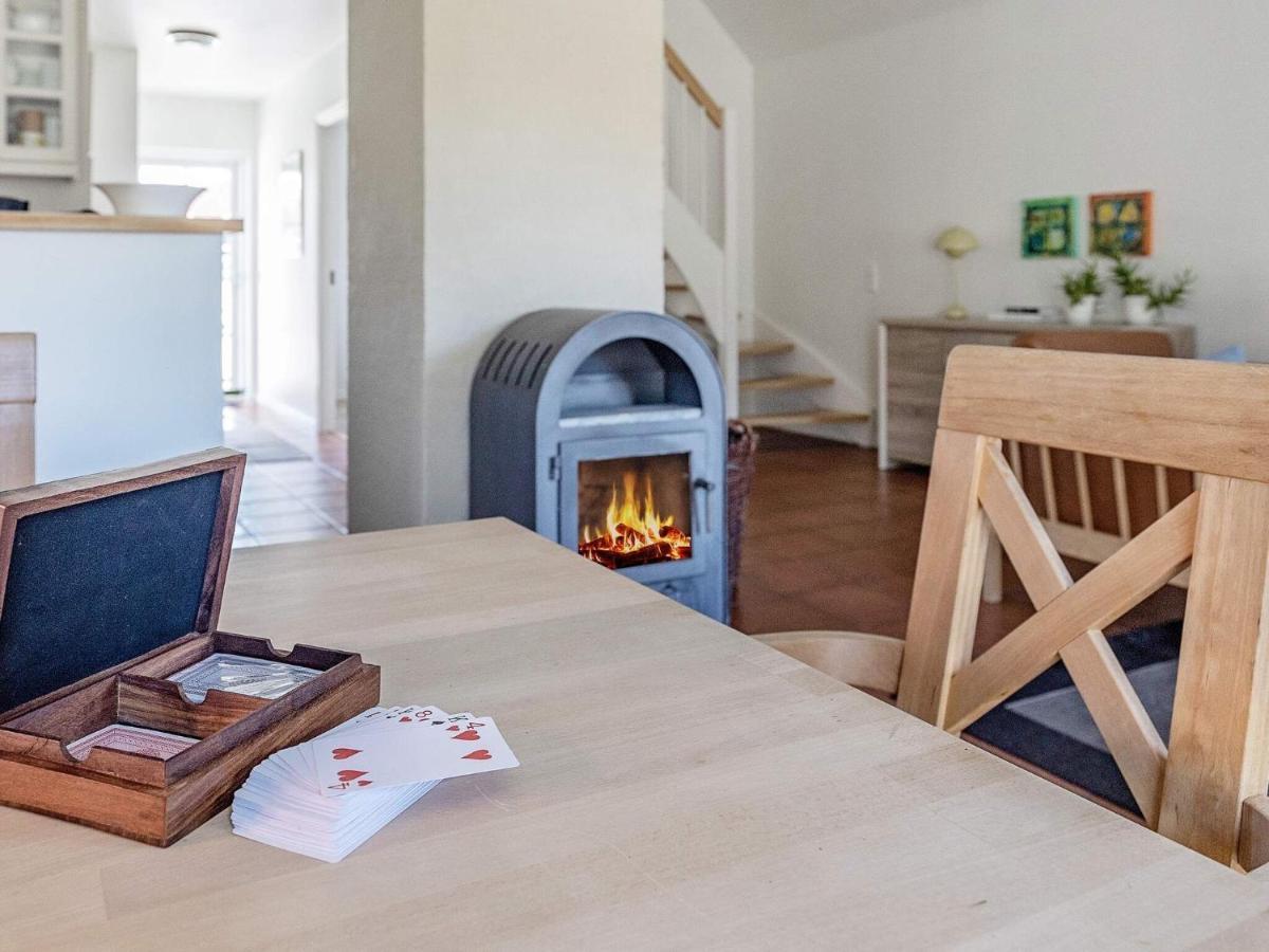 6 Person Holiday Home In Bl Vand Blåvand Esterno foto