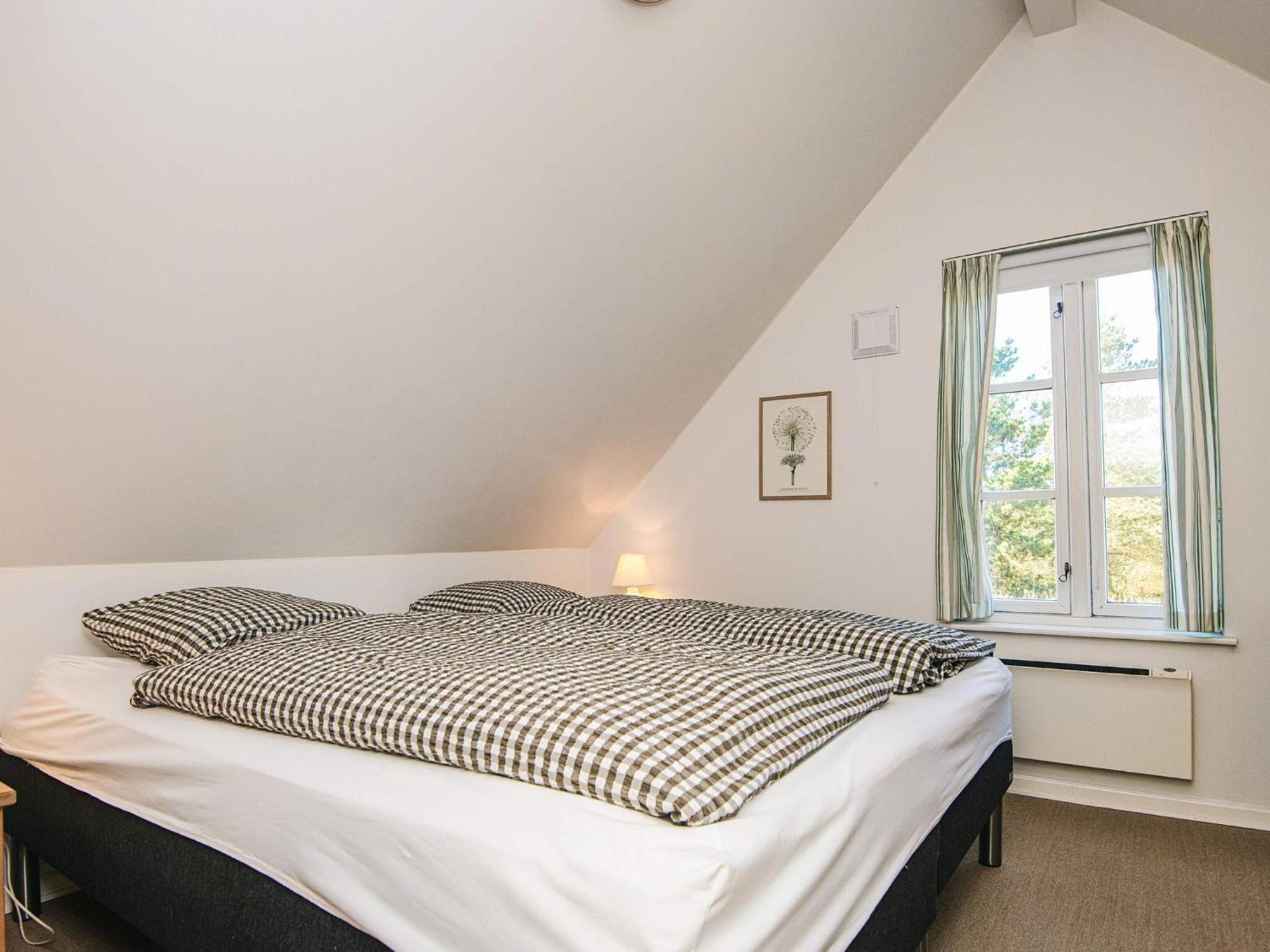 6 Person Holiday Home In Bl Vand Blåvand Esterno foto